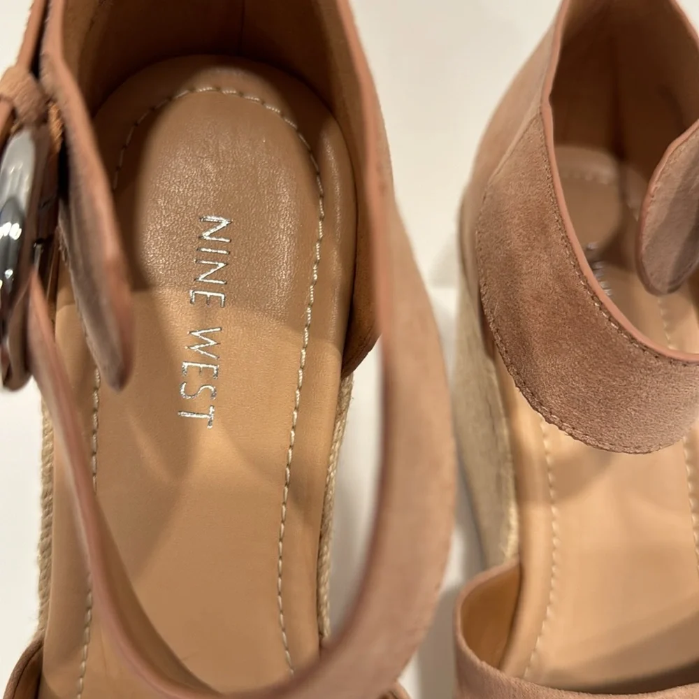 NEW Nine West Faux Suede Tan Wedge Espadrille Sandals Size 10M